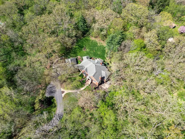 Caledonia, IL 61011,9430 Reserve DR