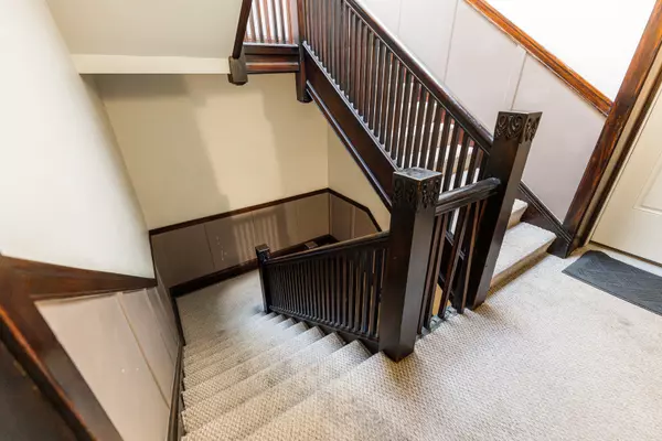 Chicago, IL 60660,6337 N Magnolia AVE #2