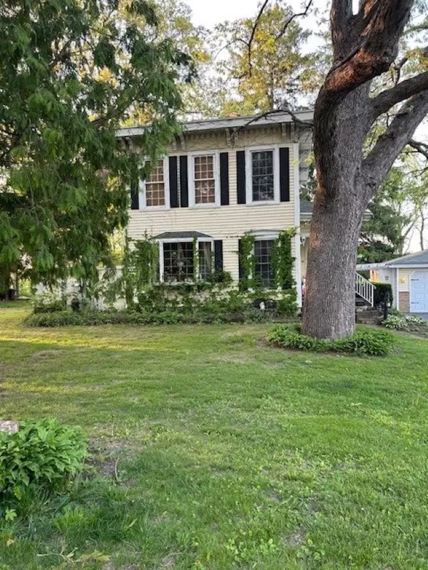 141 E RIVER ST, Rockton, IL 61072