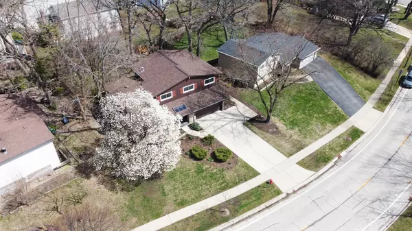 Schaumburg, IL 60193,207 S Cedarcrest DR