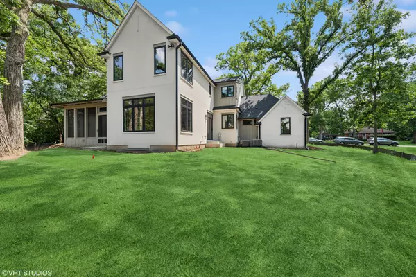 Lake Bluff, IL 60044,1107 Quassey AVE