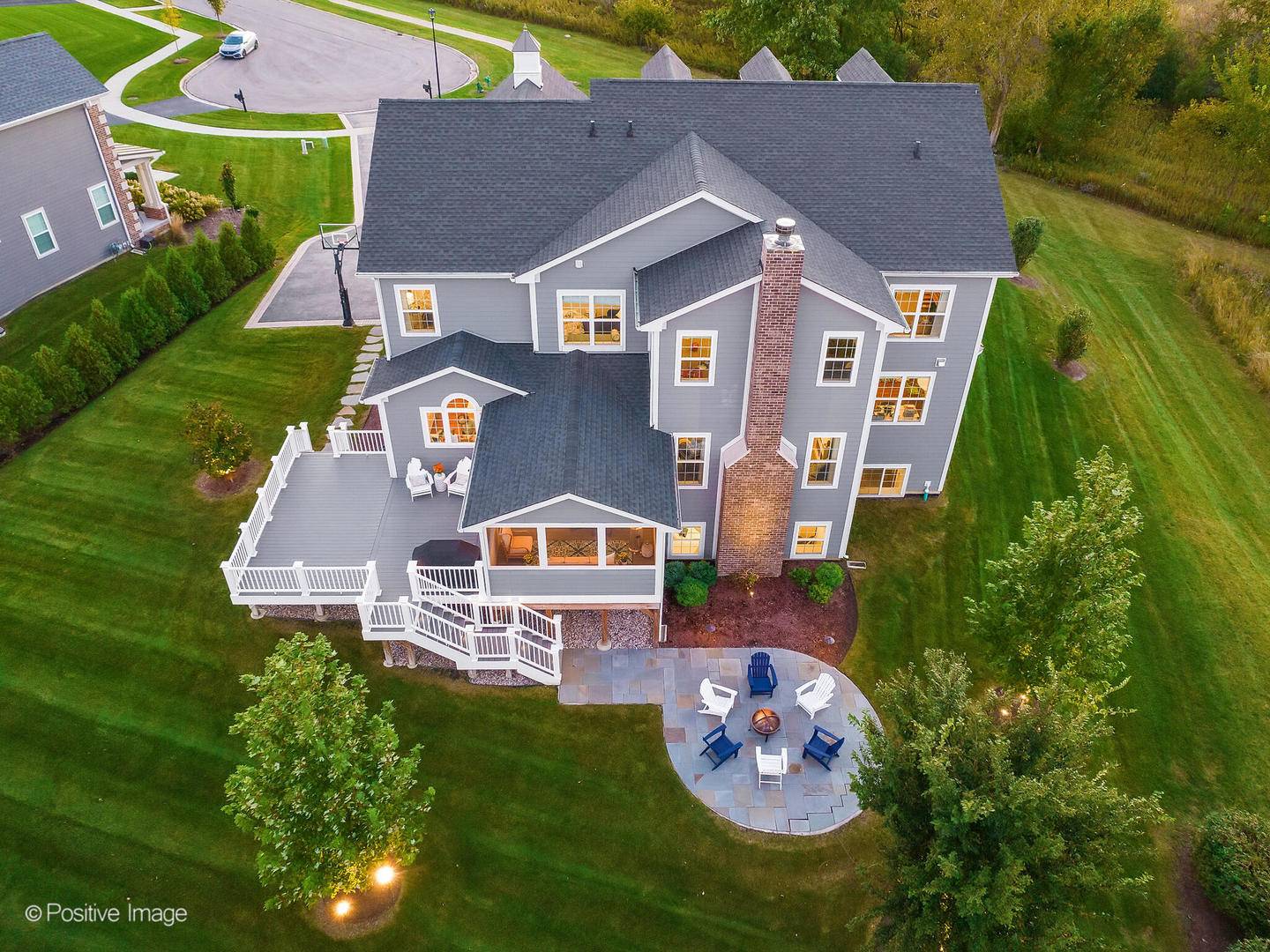 Batavia, IL 60510,410 JOSLYN WAY