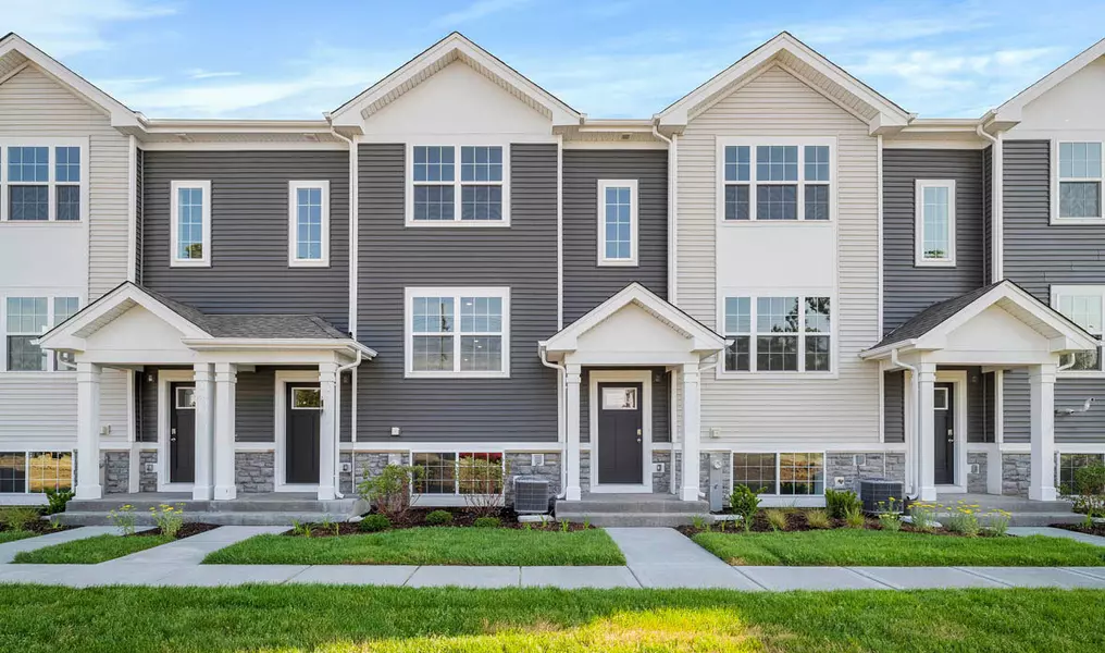 2637 Santa Fe DR, Pingree Grove, IL 60140