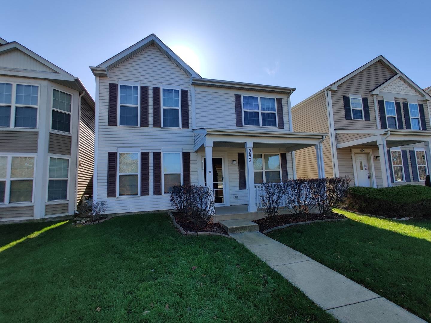 592 Four Seasons BLVD, Aurora, IL 60504