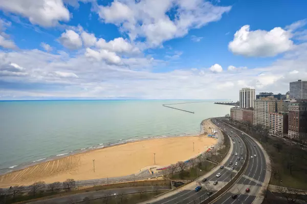 Chicago, IL 60611,1100 N Lake Shore DR #24B