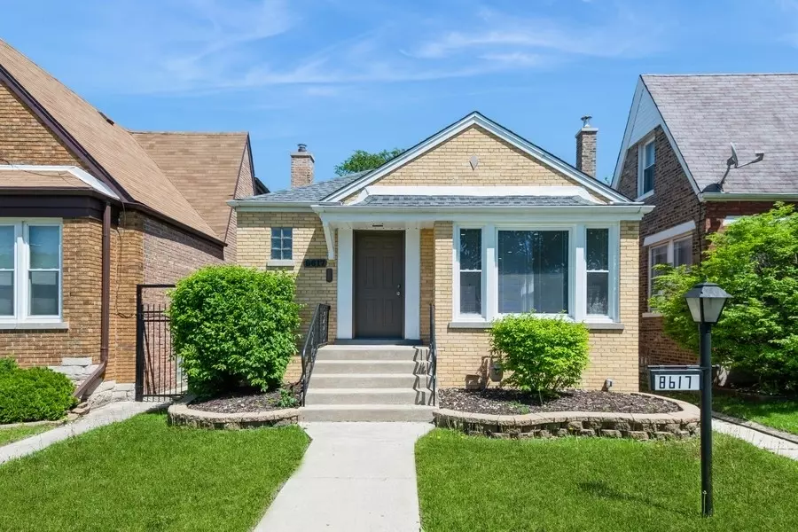 8617 S Prairie AVE, Chicago, IL 60619
