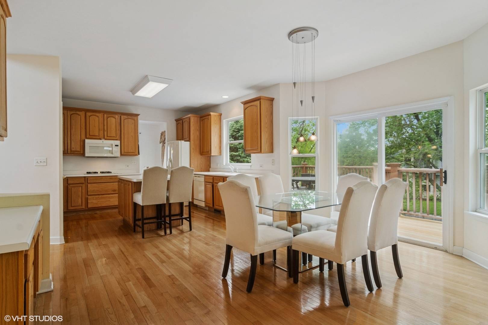 Palatine, IL 60067,1048 N Palos AVE