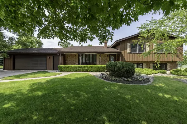 3030 Wall AVE, Waukegan, IL 60087