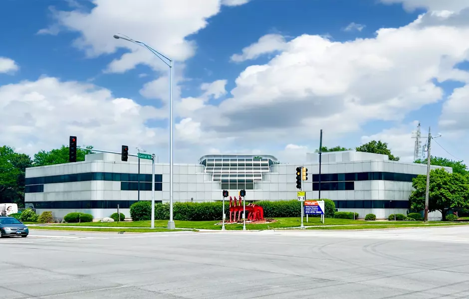 1700 W Central RD, Arlington Heights, IL 60005