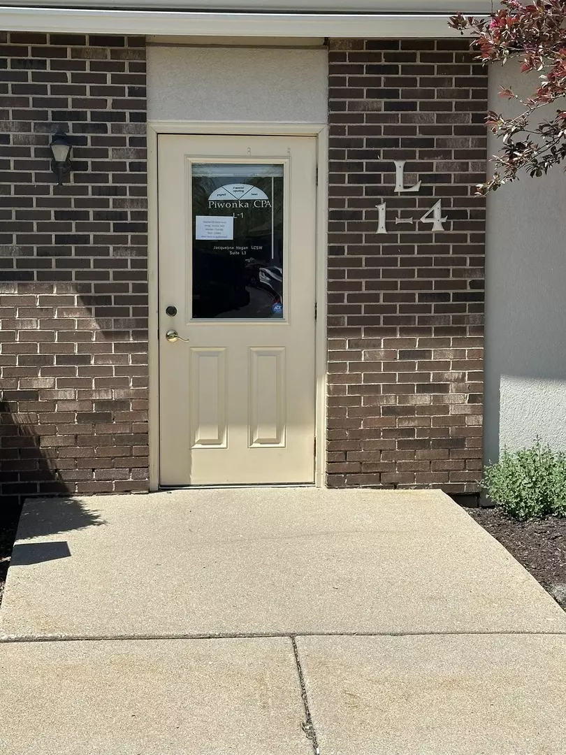 Mchenry, IL 60050,5404 W Elm ST #L-3
