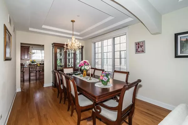 Hickory Hills, IL 60457,9322 S 83rd CT