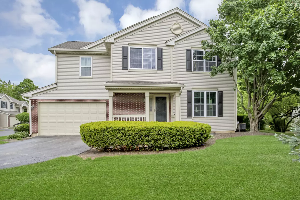 Algonquin, IL 60102,2451 Stonegate RD #2451