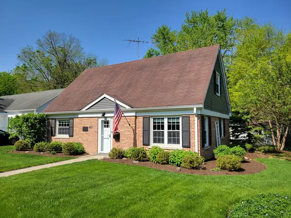 401 S Fourth AVE, Libertyville, IL 60048