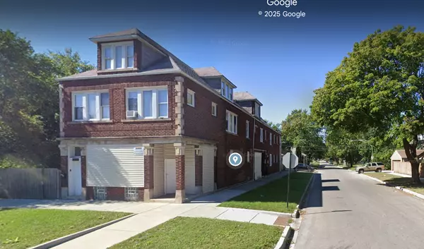 8200 S Escanaba AVE, Chicago, IL 60617