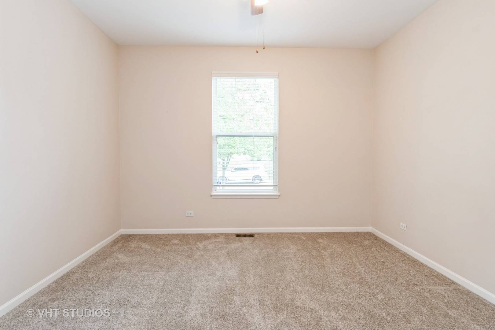 Aurora, IL 60502,1520 Mansfield DR