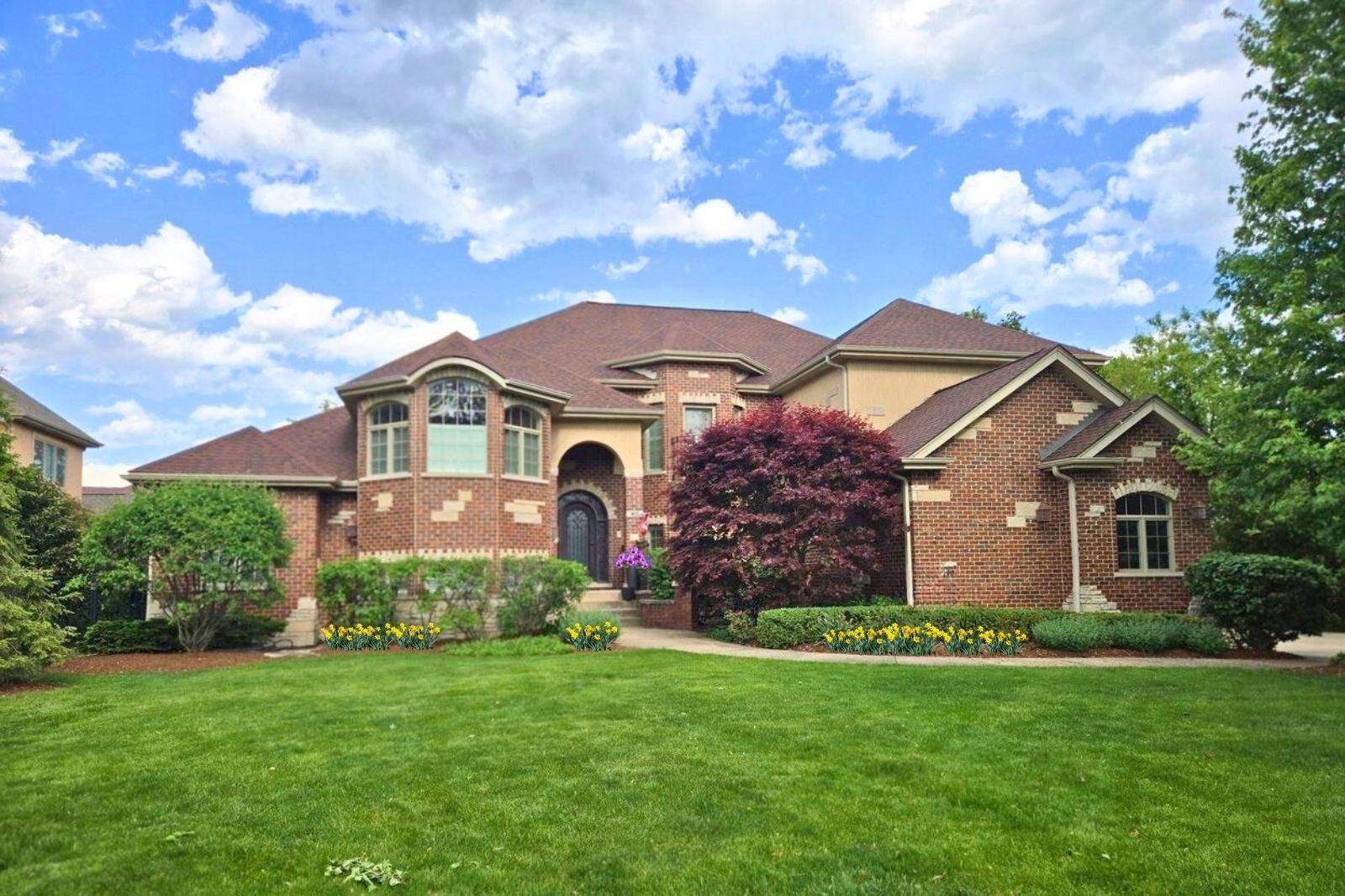 Downers Grove, IL 60515,4111 DOUGLAS RD