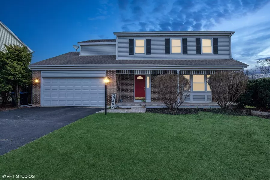 33467 N Gagewood LN, Grayslake, IL 60030