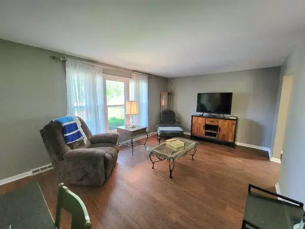 North Aurora, IL 60542,Address not disclosed