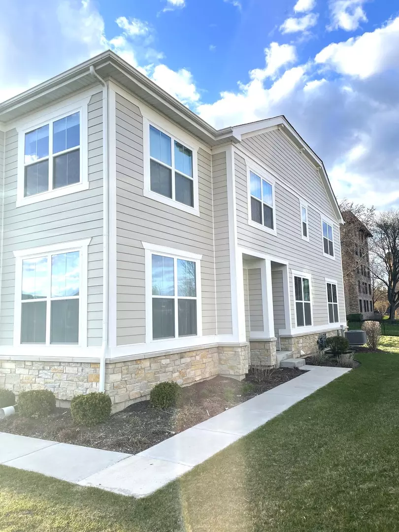 Northbrook, IL 60062,3708 Provenance WAY #3708