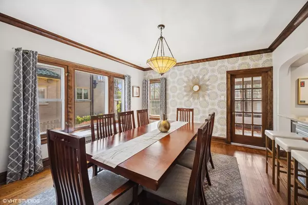 Oak Park, IL 60302,1007 N Oak Park AVE