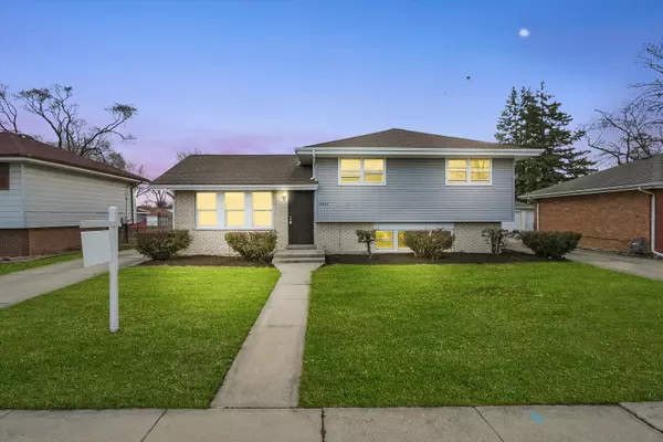 South Holland, IL 60473,15439 Dearborn ST