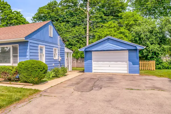 Joliet, IL 60435,1004 Krings LN