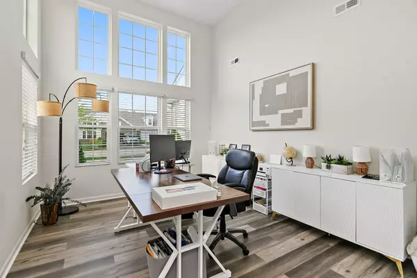 Pingree Grove, IL 60140,315 Maryland LN