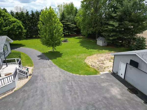 Chana, IL 61015,1988 S Chana RD