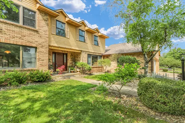 Champaign, IL 61822,4008 Pinecrest DR