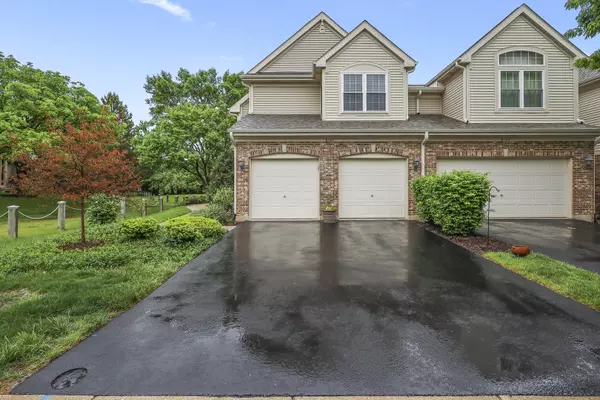 6141 Dixon DR, Lisle, IL 60532