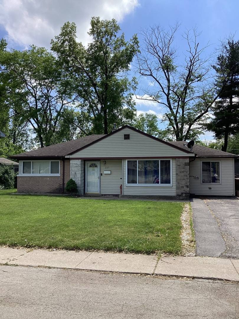 237 Marquette ST, Park Forest, IL 60466