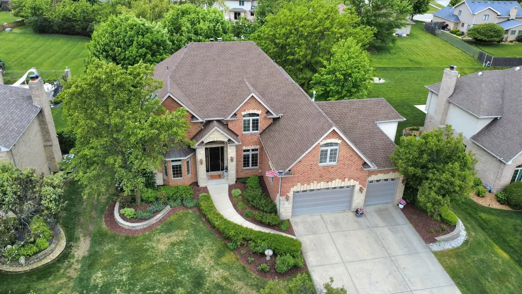 501 Siesta DR, New Lenox, IL 60451