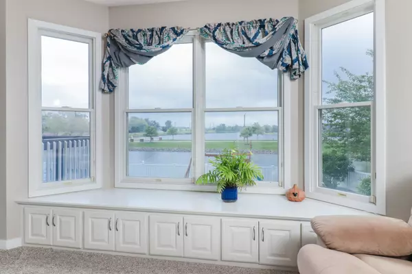 Normal, IL 61761,2738 Wharton WAY