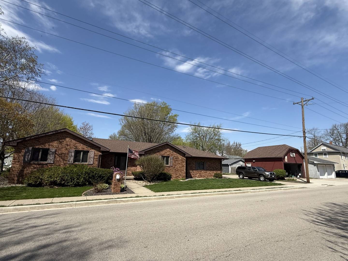 2503 5th ST, Peru, IL 61354