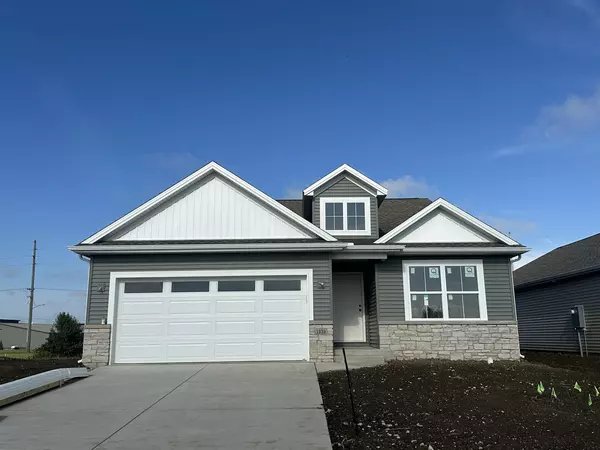 1239 Slate RD, Normal, IL 61761