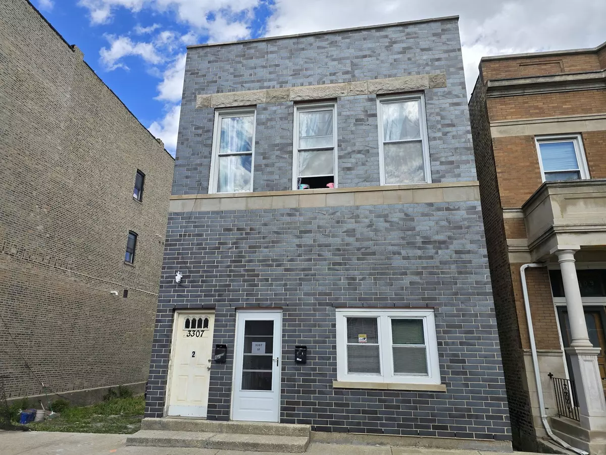Chicago, IL 60616,3307 S Wallace ST