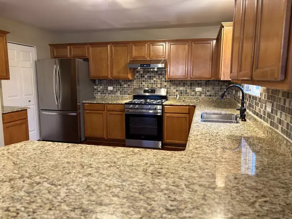 Joliet, IL 60432,2804 Misty Brook LN