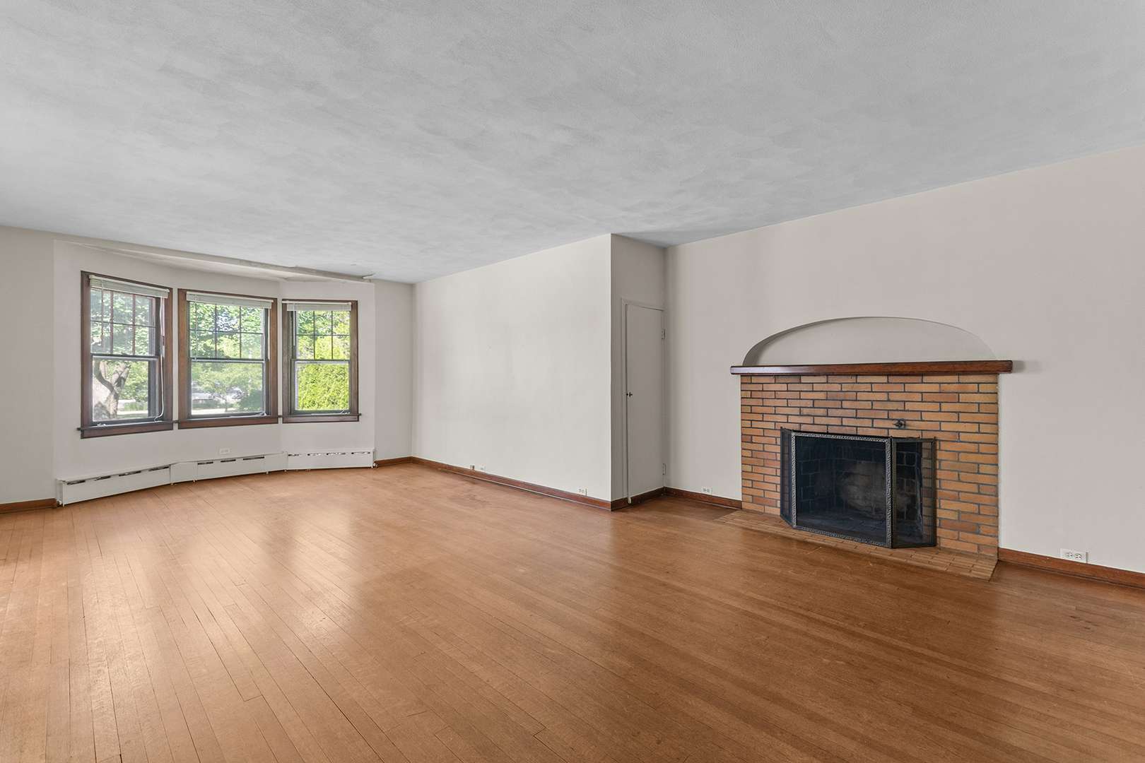 Lake Forest, IL 60045,789 N Mckinley RD