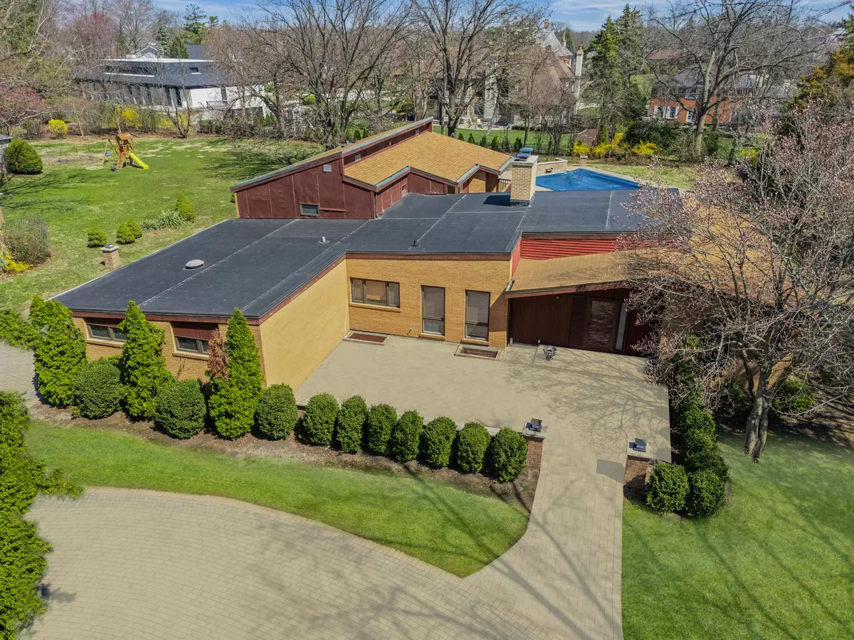 Oak Brook, IL 60523,2819 Meyers RD