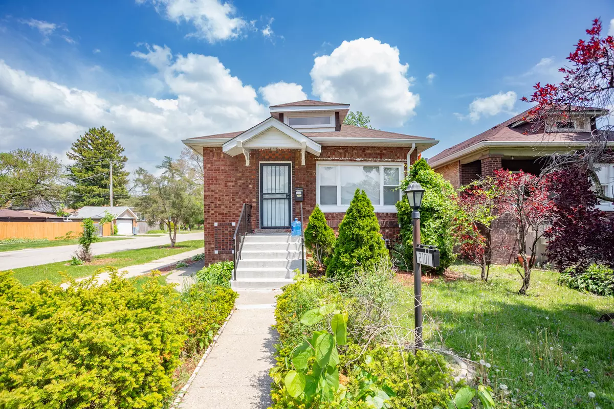 Maywood, IL 60153,2101 S 7th AVE