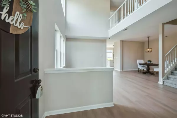 Lindenhurst, IL 60046,2877 Falling Waters LN #2877