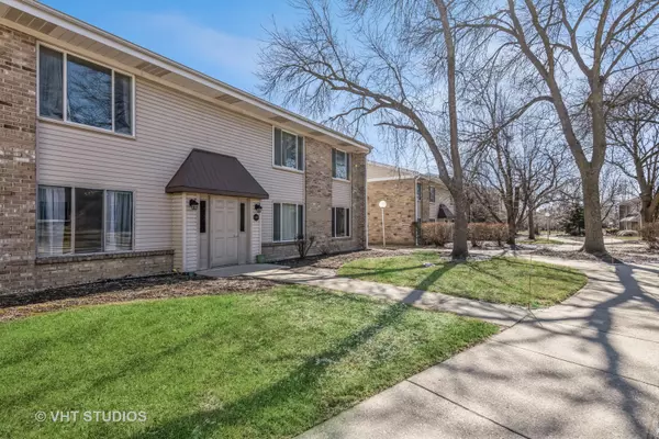 1445 Vista Walk #2C, Hoffman Estates, IL 60169