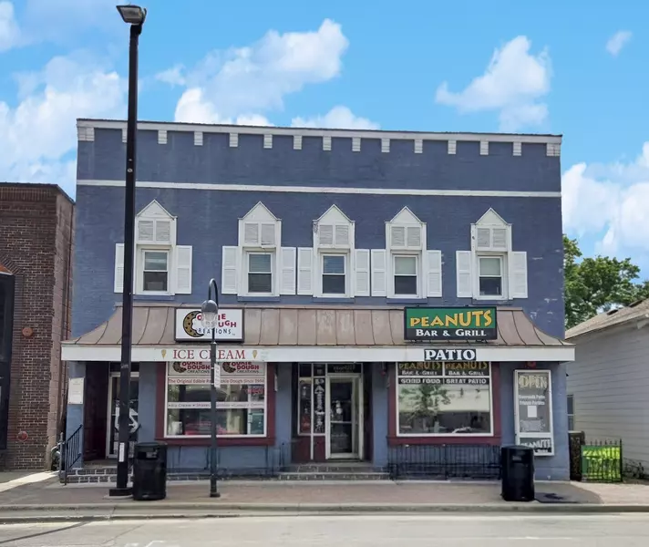 22 W Chicago AVE #5, Naperville, IL 60540