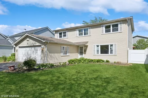 Glen Ellyn, IL 60137,121 S Parkside AVE