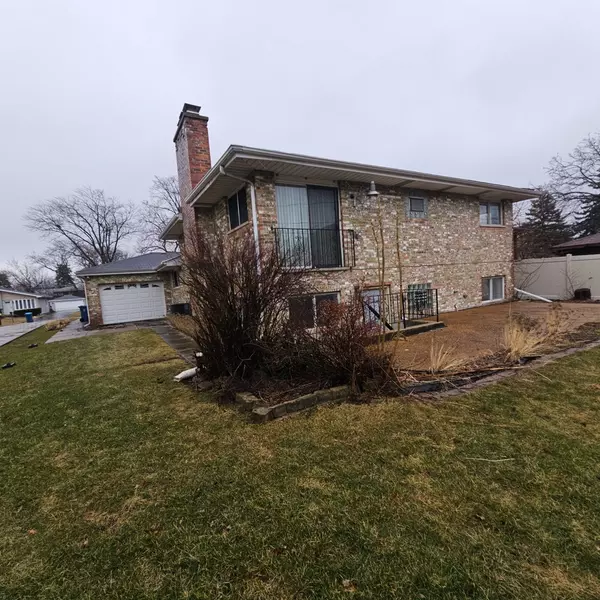 Elmhurst, IL 60126,634 N Kenilworth AVE