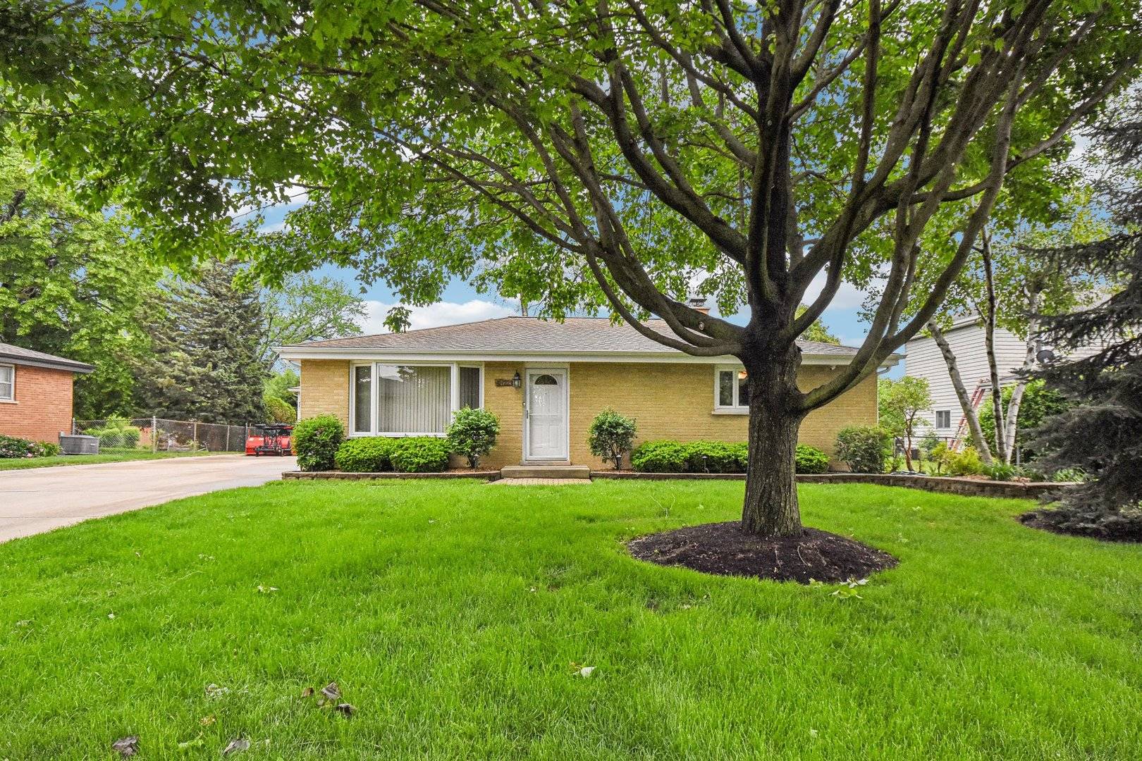 Addison, IL 60101,4N221 7th AVE