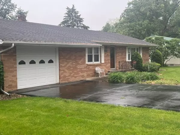 Colfax, IL 61728,410 E Fifer ST