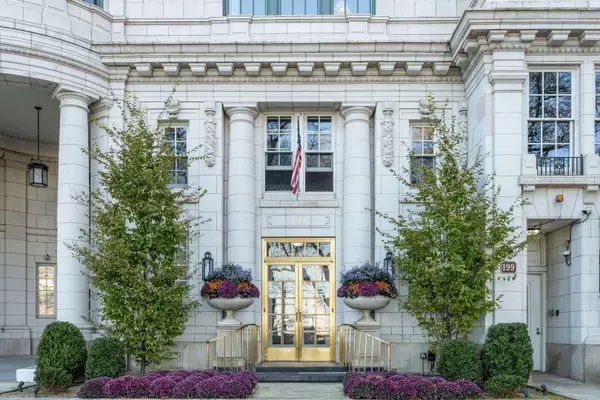 199 E Lake Shore DR #3, Chicago, IL 60611