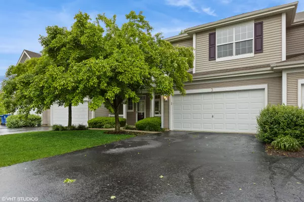 1532 Legacy DR #3, Dekalb, IL 60115