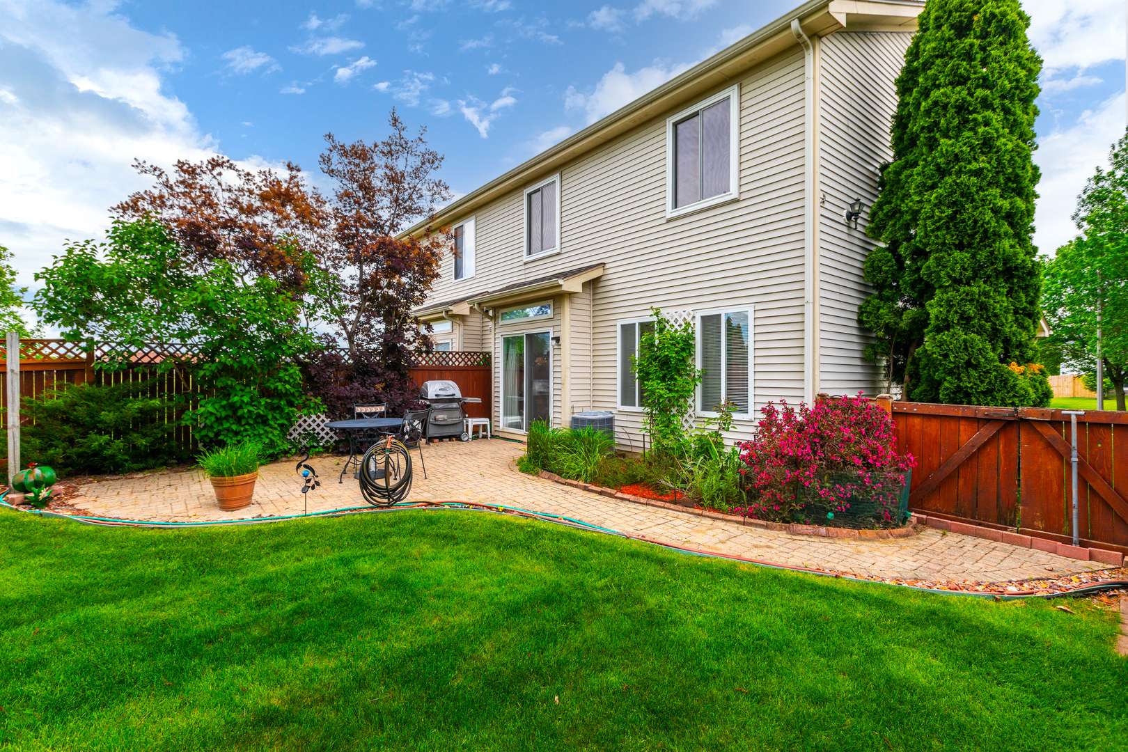 Naperville, IL 60564,2577 Warm Springs LN